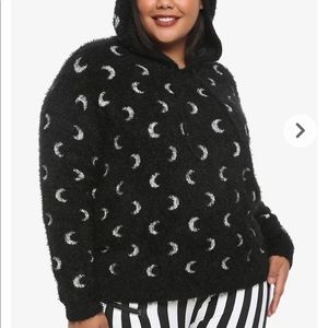 Hot Topic Fuzzy Black & White Moon Girls Hoodie Plus Size 5